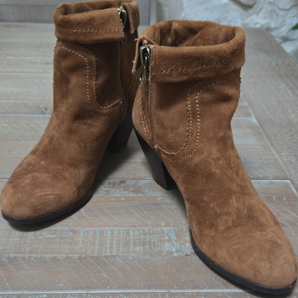 Sam Edelman Suede fringe Chelsea Boots